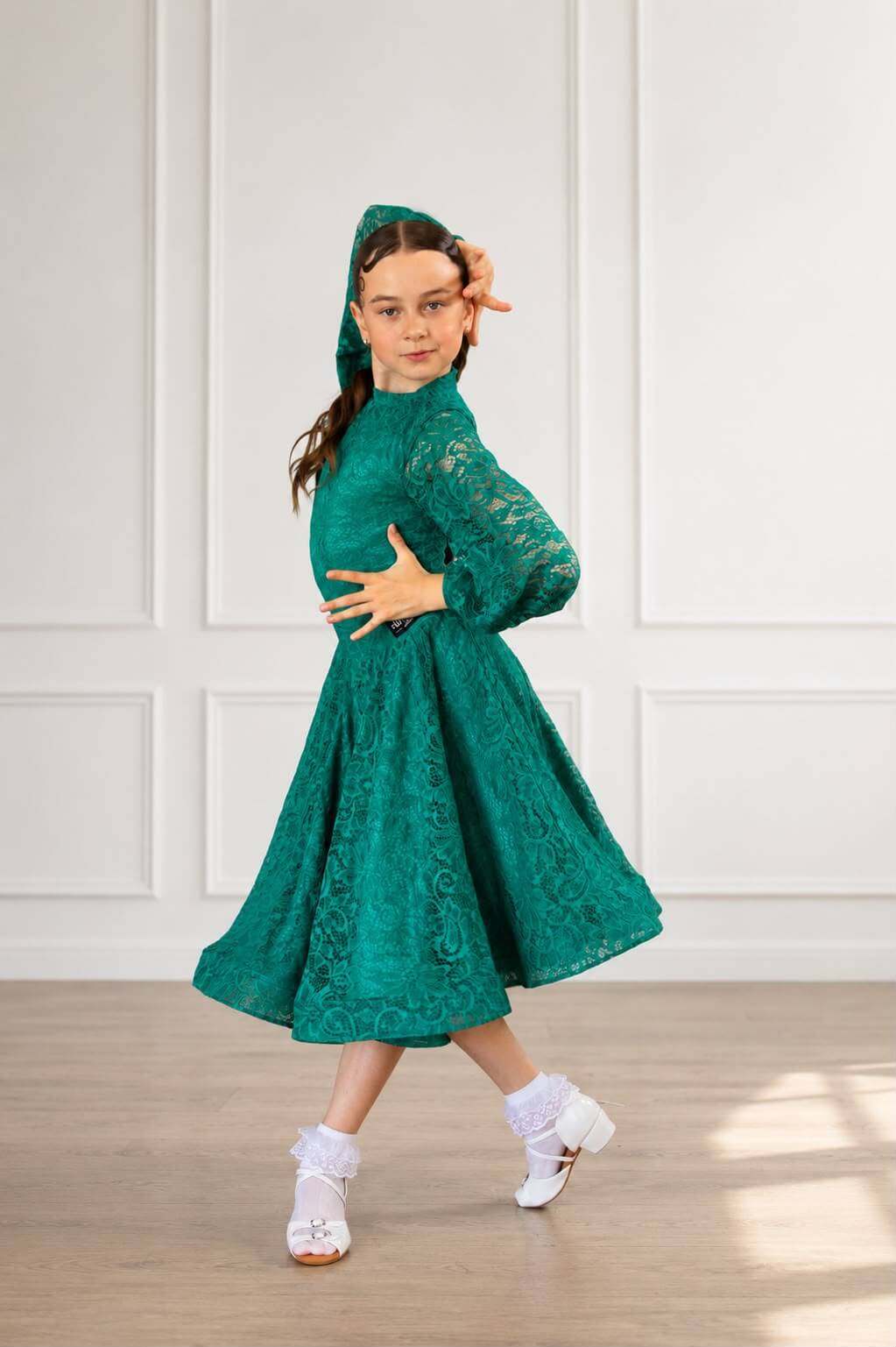 Premium Juvenile Ballroom & Latin Lace Competition Set | Green | Diamond Fashion sporta deju apģērbs – competition SETs | Diamond Fashion SIA