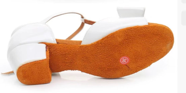 White ballroom and Latin dance shoes for girls with 3.5 cm heel