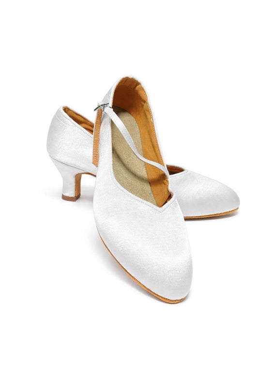 Standard ballroom dance shoes in white and brown with four point five centimeter heel